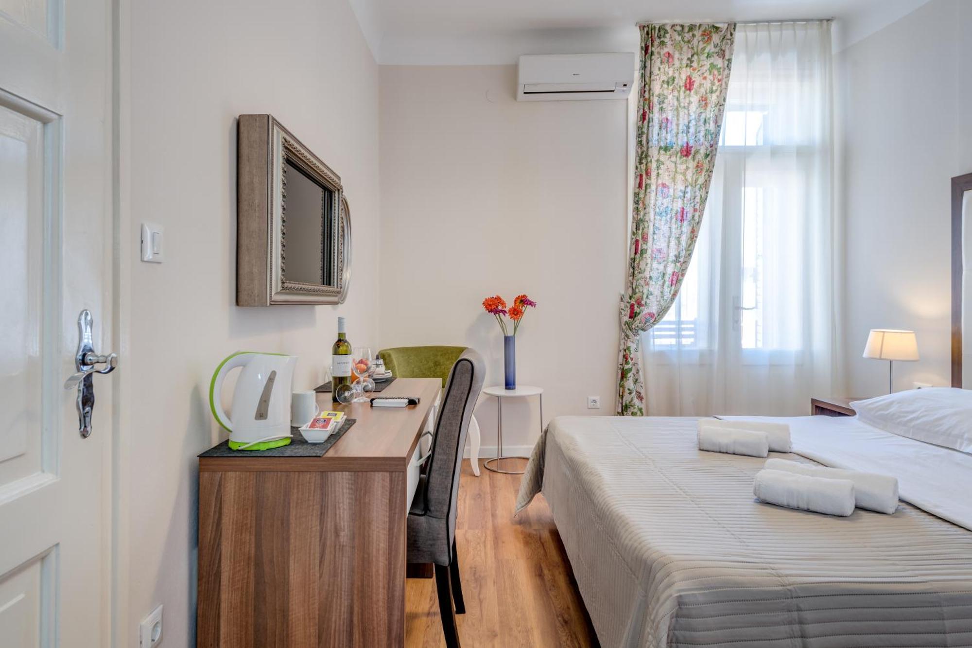 Bastion Luxury Rooms Split Bagian luar foto