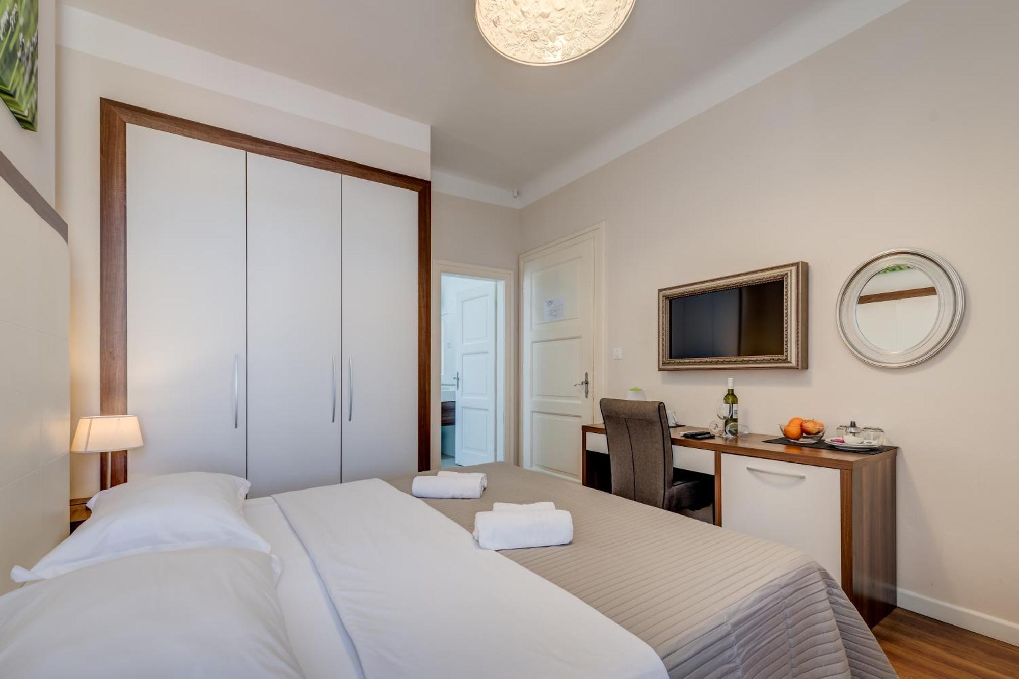 Bastion Luxury Rooms Split Bagian luar foto